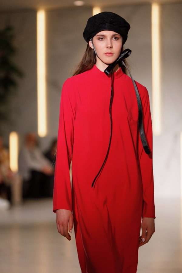 Red silk - Image 2